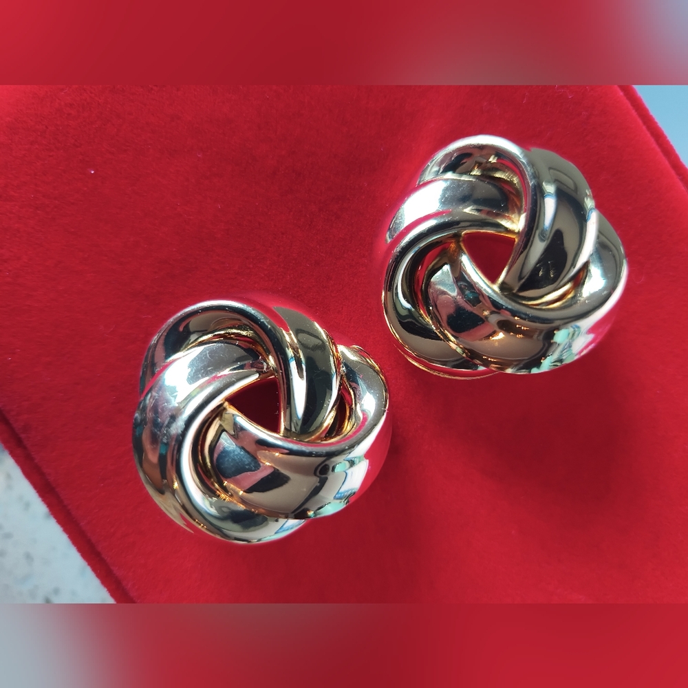 Vintage Gold-Tone Love Knot Earrings